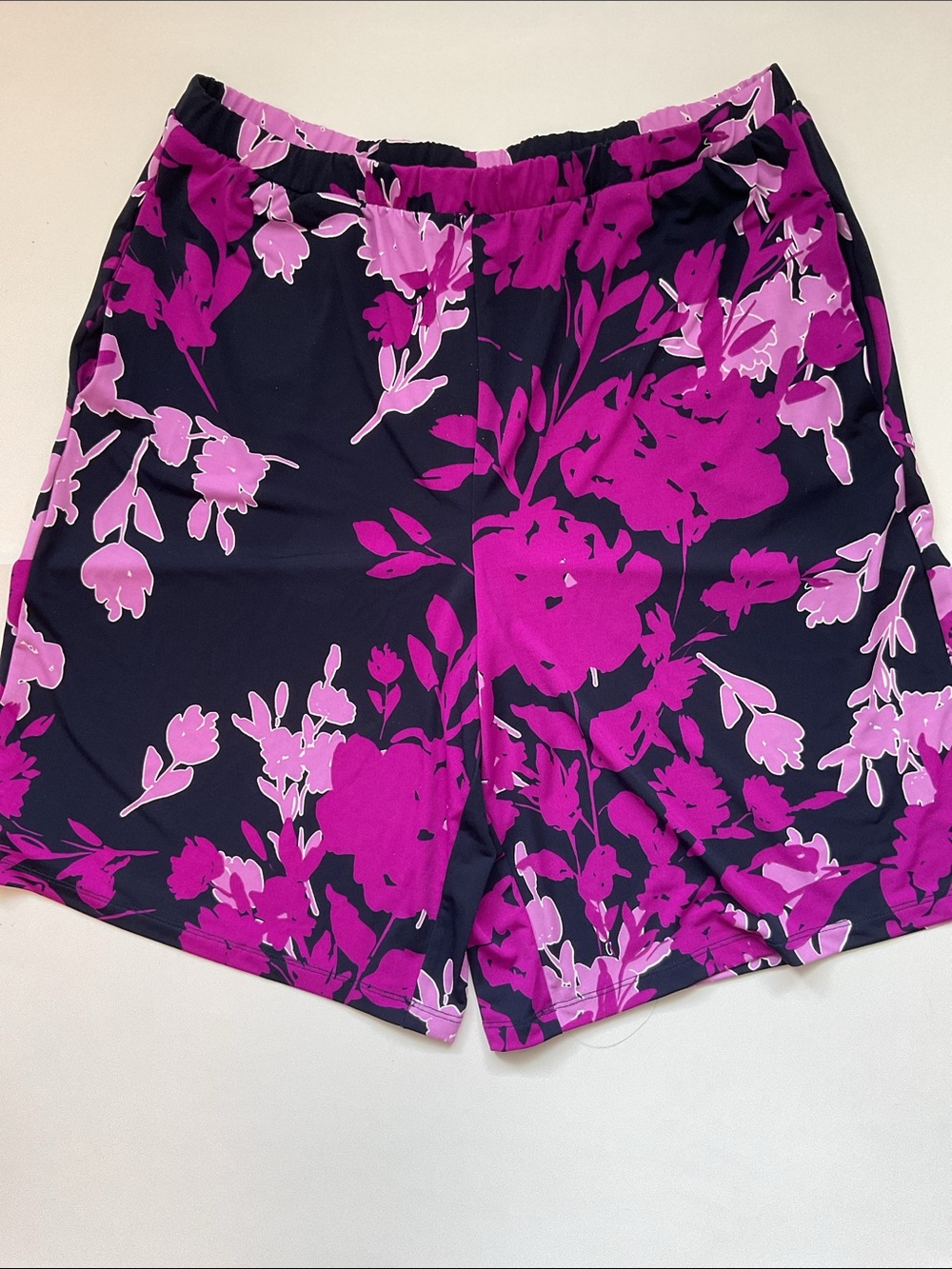 Nina Leonard floral shorts - Picture 2 of 6